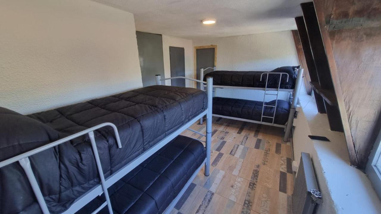 Temiscira Hostel Bariloche Buitenkant foto