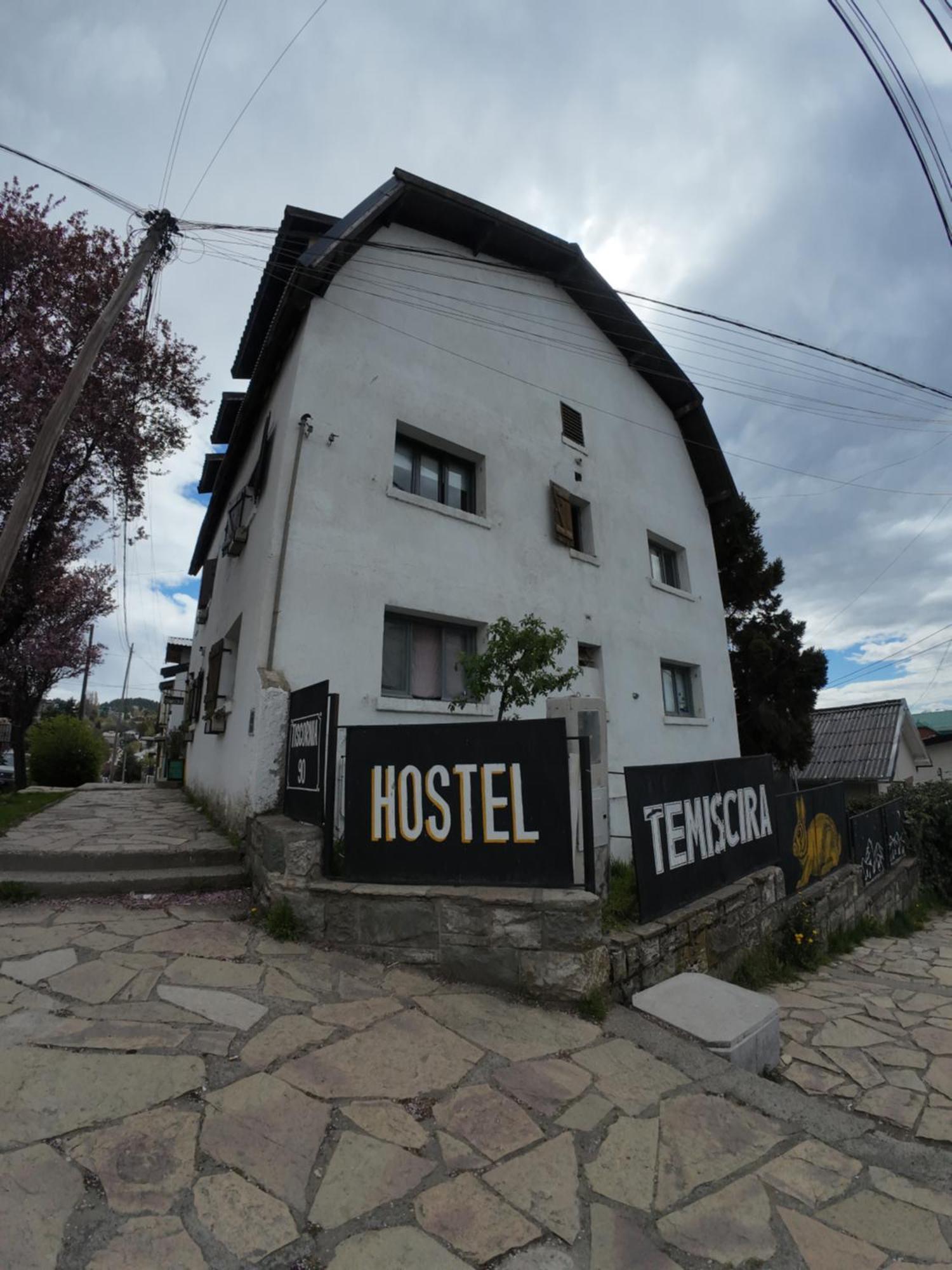 Temiscira Hostel Bariloche Buitenkant foto
