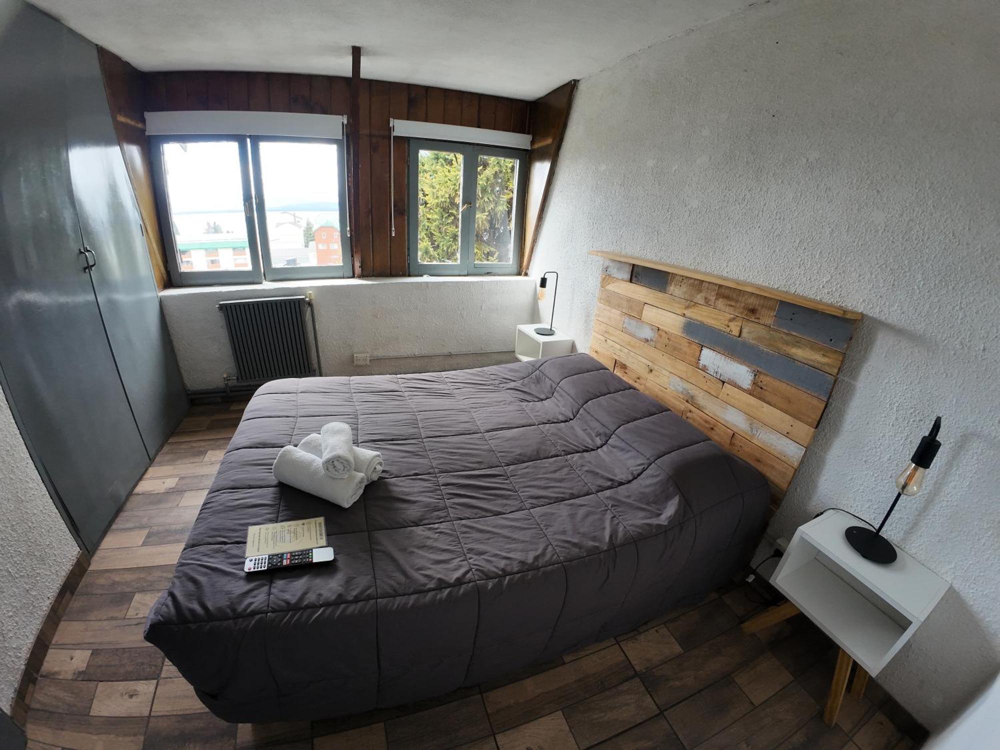 Temiscira Hostel Bariloche Buitenkant foto